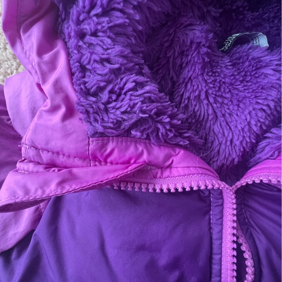 Used Toddler North Face Moondoggy Jacket 2T - Picture 6 of 12